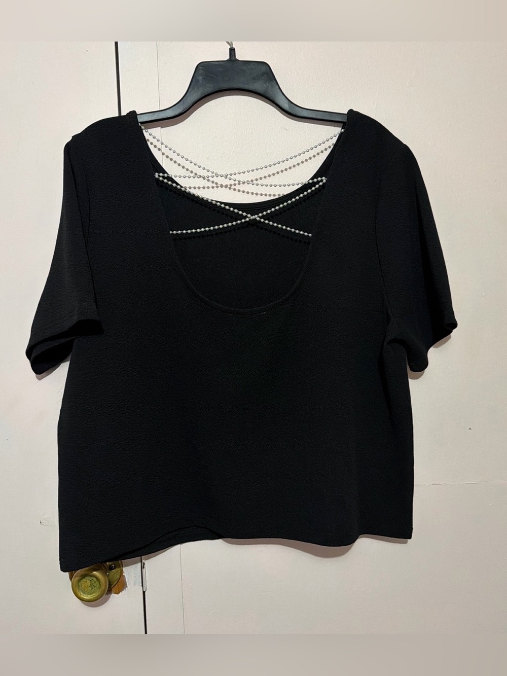 Women's Black Short-Sleeve Scoop Neck Top - Picture 2 of 3